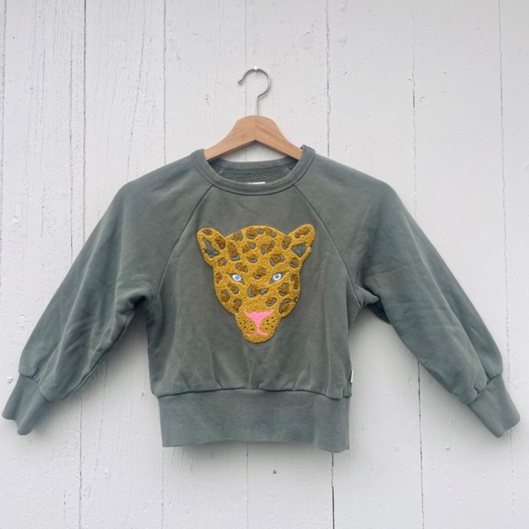 American Outfitters Girls Sweatshirt | Size 8 | Leopard Patch | A076 - Picture 1 of 8